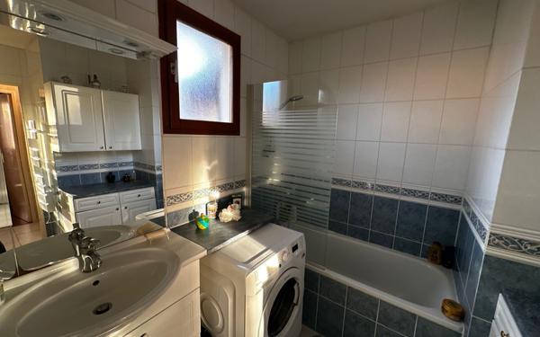 Maison à vendre    5 pièces •  Frouzins