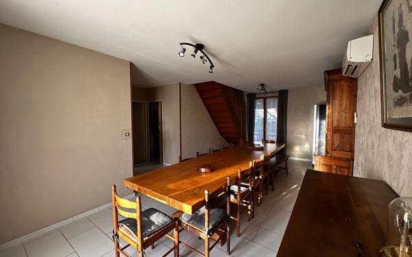 Maison à vendre    5 pièces •  Frouzins