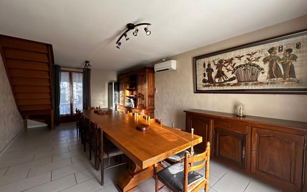 Maison à vendre    5 pièces •  Frouzins