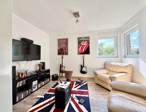 Bien rare - Belle demeure de maître rénovée avec piscine & verger, dépendances/garages