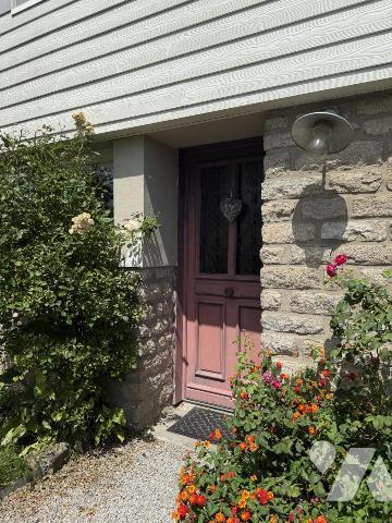 A VENDRE-MAISON ANNES 50 VANNES SACRES COEURS-6 chambres-jardin