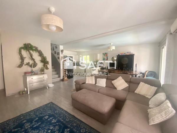 Belle villa de 2014 de 100m2 avec piscine et garage