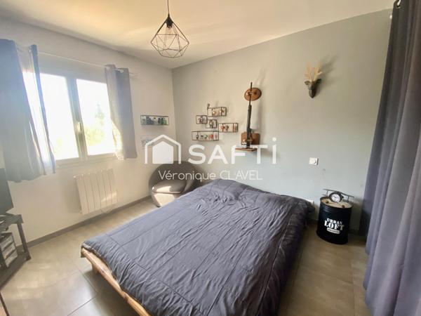 Belle villa de 2014 de 100m2 avec piscine et garage