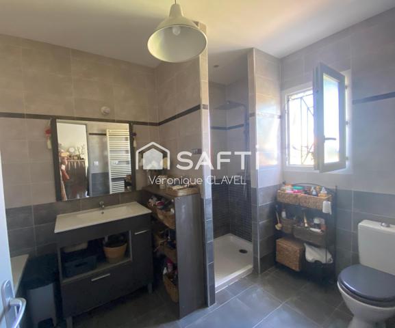 Belle villa de 2014 de 100m2 avec piscine et garage