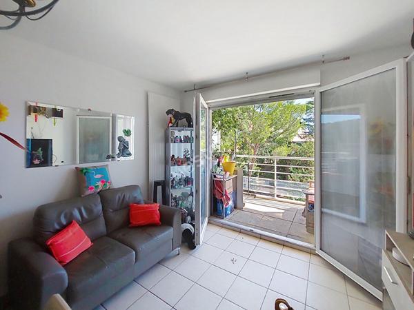 Appartement La Seyne Sur Mer T2 de 46.03 m² avec balcon VUE MER