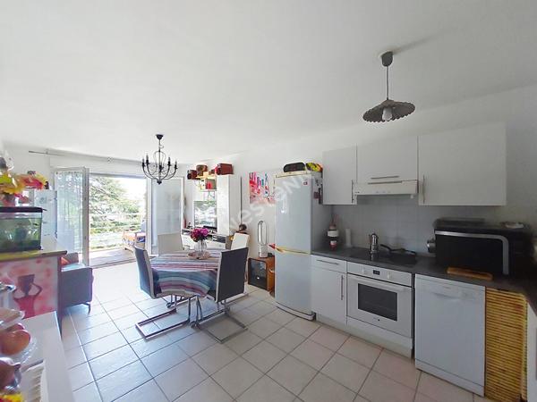 Appartement La Seyne Sur Mer T2 de 46.03 m² avec balcon VUE MER