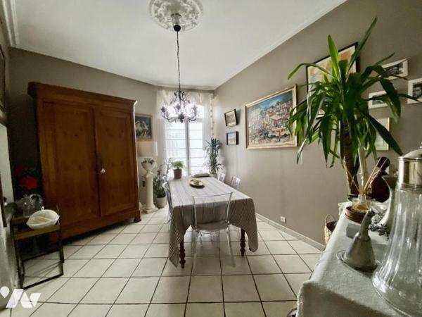 VERTOU CHENE/SEVRE Maison ancienne pleine de charme de 128 m² au sol