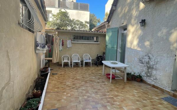 Maison à vendre    2 pièces •  Avignon