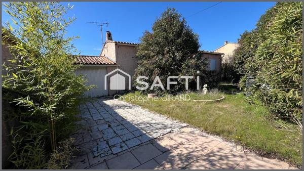 Villa traditionnelle de Type 4 avec Garage et Jardin