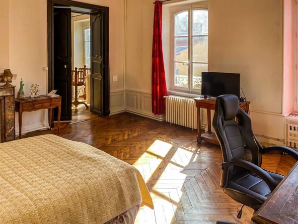 Vente Appartement166 m² - 6 Pièces - CLERMONT FERRAND (63000)