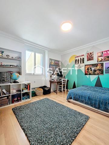 Une demeure rare aux portes de Paris. Épinay Sur Seine