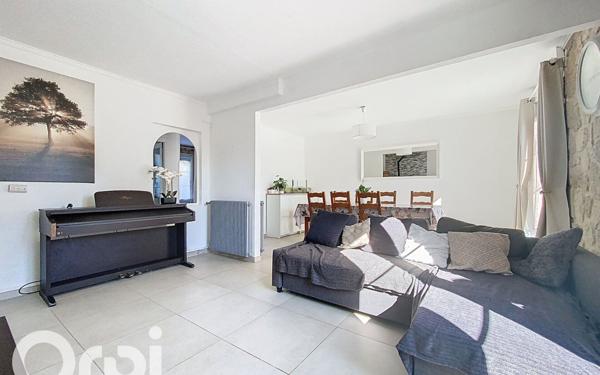 Maison à vendre    6 pièces •  Cesson