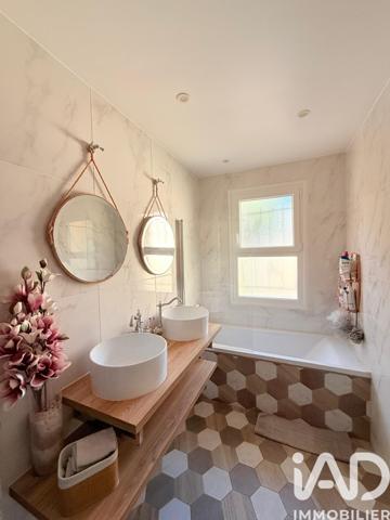 Maison à vendre 7 pièces 188 m² Saint-Brice-sous-Forêt