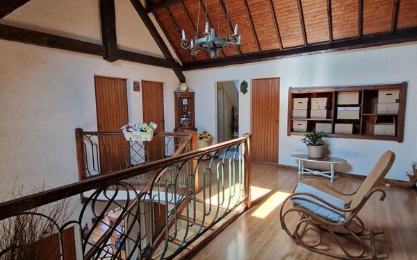 Maison à vendre    6 pièces • 182 m2 Saint-André-des-Eaux