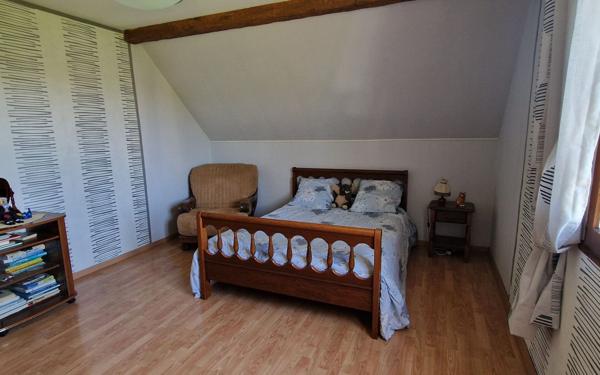 Maison à vendre    6 pièces • 182 m2 Saint-André-des-Eaux