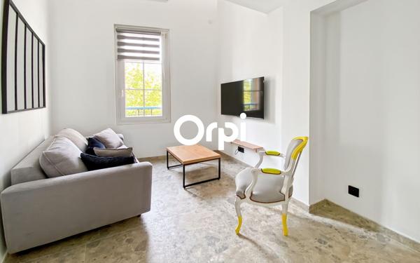 Maison à vendre    2 pièces •  Ceyreste