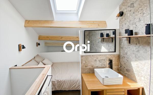 Maison à vendre    2 pièces •  Ceyreste