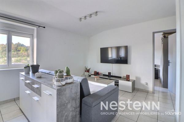 Feyzin, Appartement 3 Pièces, 61m2, dernier étage, double stationnement
