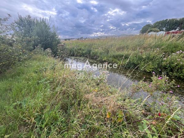 Terrain à SAINT-OMER, 62500 - 1000m²