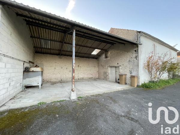 Maison à vendre 12 pièces 300 m² Jarnac-Champagne