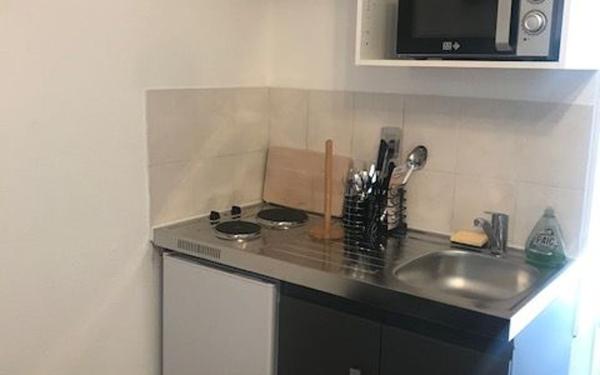 Appartement à louer    1 pièce • 12,23 m2 Nîmes