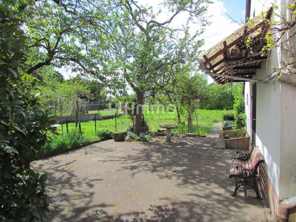 Maison avec une dépendance, sur 7 ares