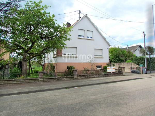 Maison avec une dépendance, sur 7 ares