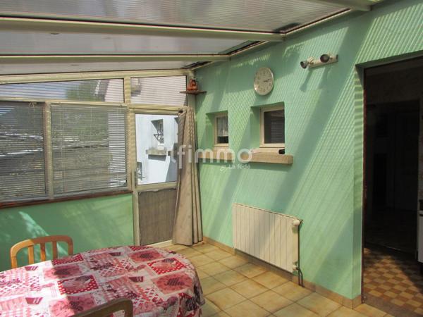 Maison avec une dépendance, sur 7 ares