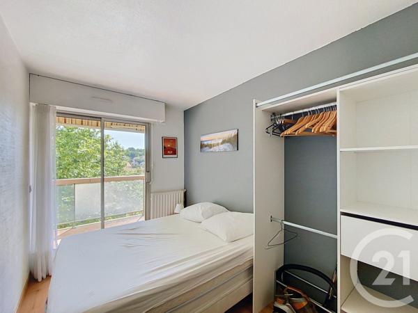 Appartement T2 à vendre  2 pièces - 32 m 2   ARCACHON  - 33