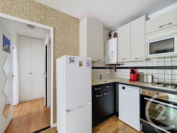 Appartement T2 à vendre  2 pièces - 32 m 2   ARCACHON  - 33