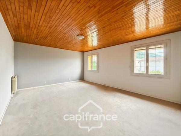 SAINT-VALLIER – Maison familiale de caractère de 202 m² sur un magnifique terrain de 1 878 m²