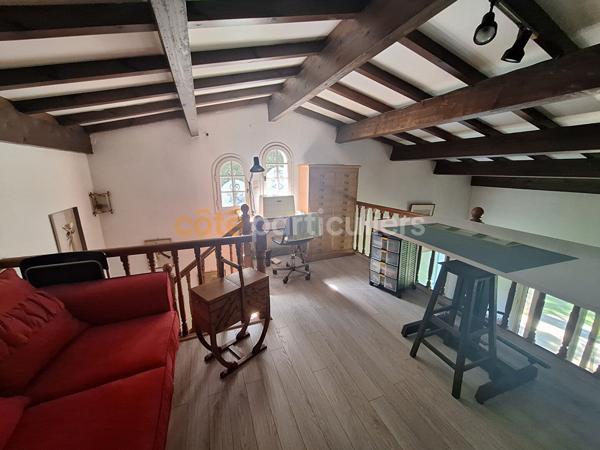 Vente
                Maison190,2 m² - 6 Pièces -
                    ETAULES (17750)