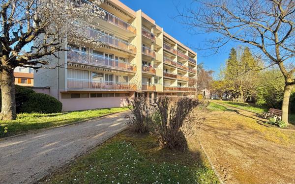 Appartement à vendre    3 pièces • 76,25 m2 Villefranche-sur-Saône