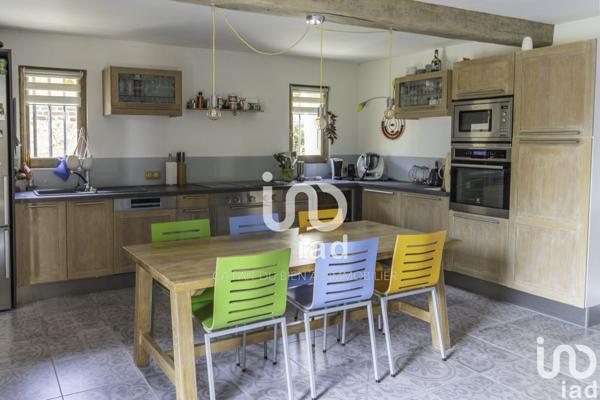 Maison 5 pièces de 266 m² à Criquebeuf-sur-Seine (27340)