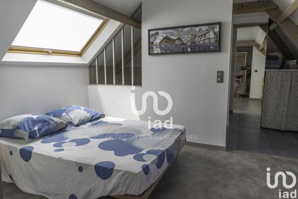 Maison 5 pièces de 266 m² à Criquebeuf-sur-Seine (27340)