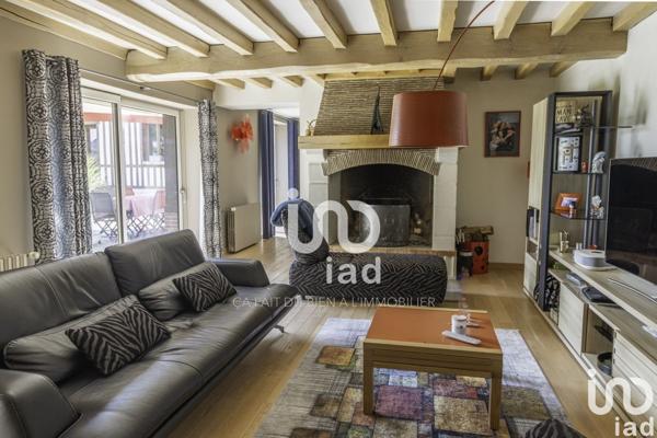 Maison 5 pièces de 266 m² à Criquebeuf-sur-Seine (27340)