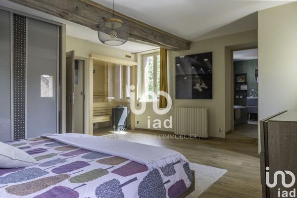 Maison 5 pièces de 266 m² à Criquebeuf-sur-Seine (27340)