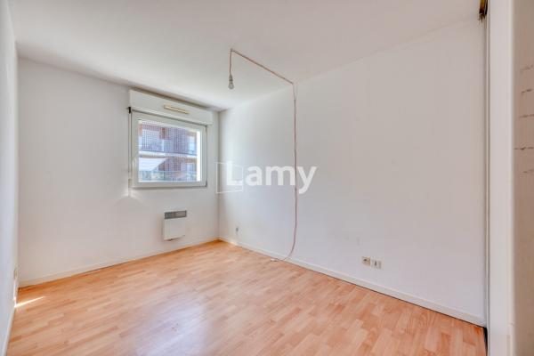 Parking + appartement