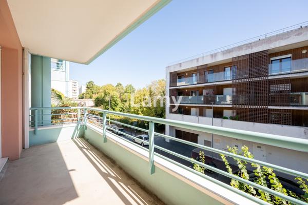 Parking + appartement