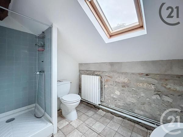 Immeuble à vendre  220 m2 MONTEREAU FAULT YONNE - 77