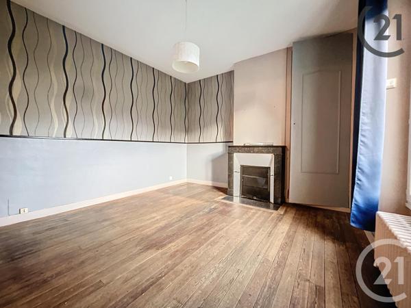 Immeuble à vendre  220 m2 MONTEREAU FAULT YONNE - 77