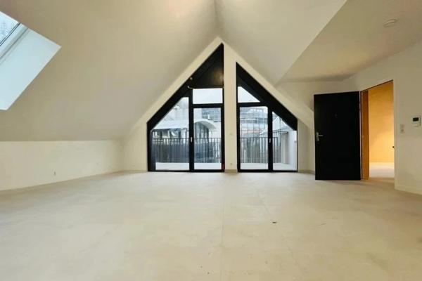 Dpt Finistère (29), à vendre au cœur du centre ville de QUIMPER, appartement T2 de 59,72 m² habitable - Terrasse.