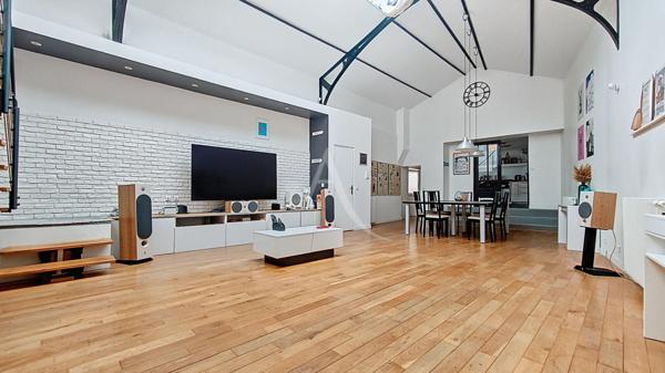 IGNY CENTRE-VILLE - MAISON D'EXCEPTION / LOFT FAMILIAL / VOLUMES RARES / ROOFTOP / VERRIÈRE