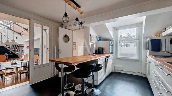 IGNY CENTRE-VILLE - MAISON D'EXCEPTION / LOFT FAMILIAL / VOLUMES RARES / ROOFTOP / VERRIÈRE