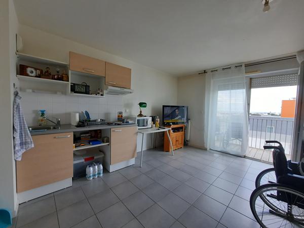 Appartement 2 pièces – 45 m² environ à Saint-Nazaire (ref : 74098SN)