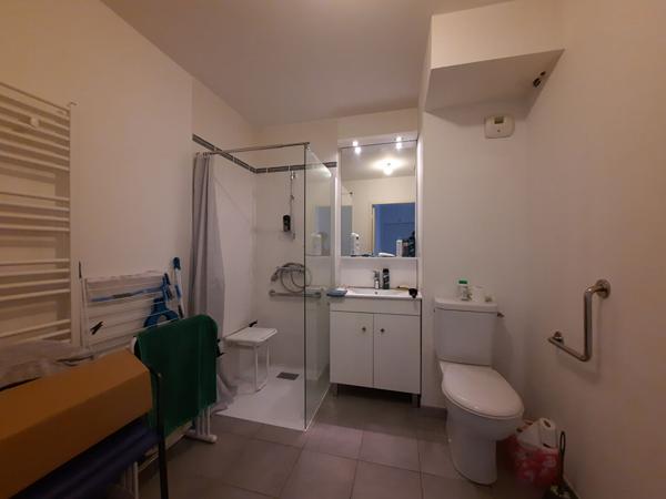Appartement 2 pièces – 45 m² environ à Saint-Nazaire (ref : 74098SN)
