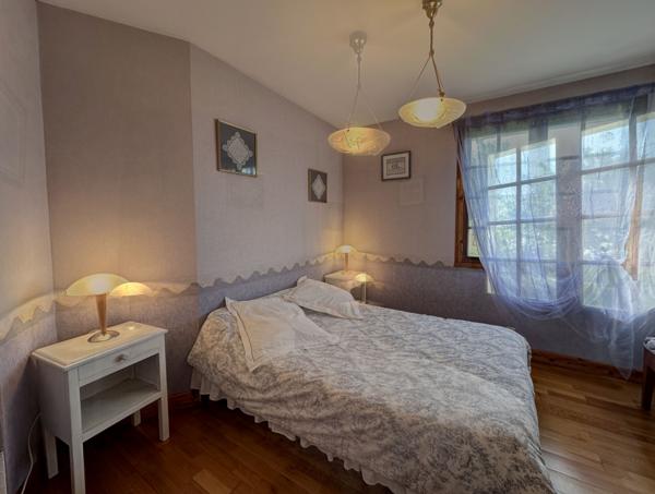 Layrac (47390) AGEN SUD, dans bel environnement, agréable villa familiale de plus de 200m², 6 chambres sur près de 5000m² de