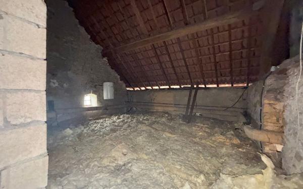 Maison à vendre    2 pièces •  Perrigny-sur-l'Ognon