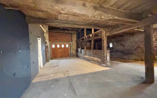 Maison à vendre    2 pièces •  Perrigny-sur-l'Ognon