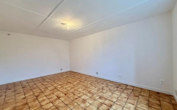 Maison à vendre    2 pièces •  Perrigny-sur-l'Ognon